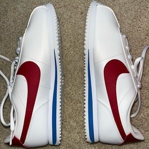Never worn Nike Cortez’s
